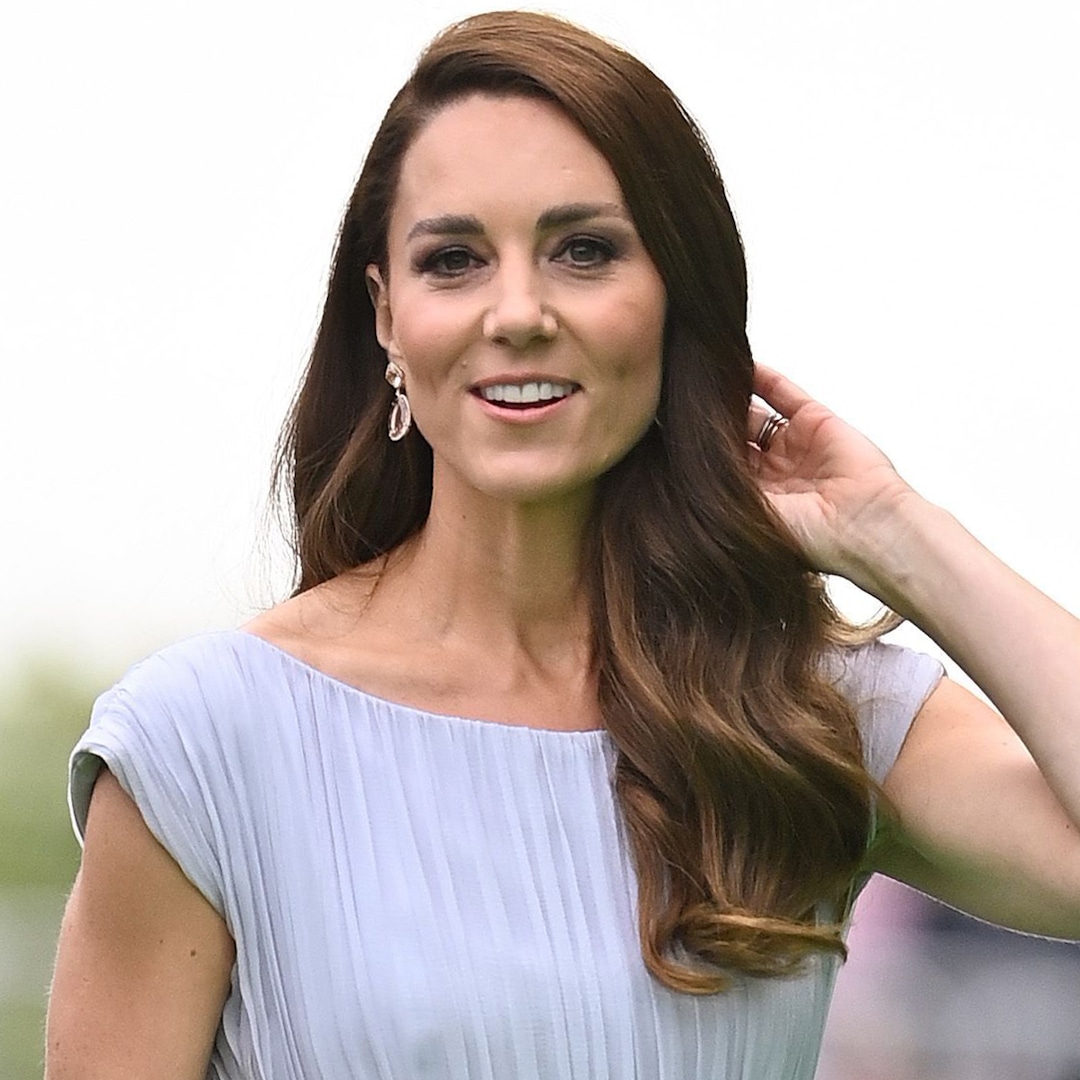 Kate Middleton Stuns Once more in Regal Robe From 10 Years In the past at Earthshot Prize Ceremony – E! On-line